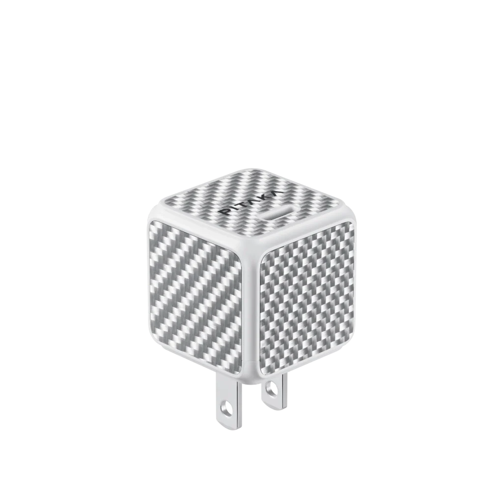 30W Charger or C-C Cable - Image 14