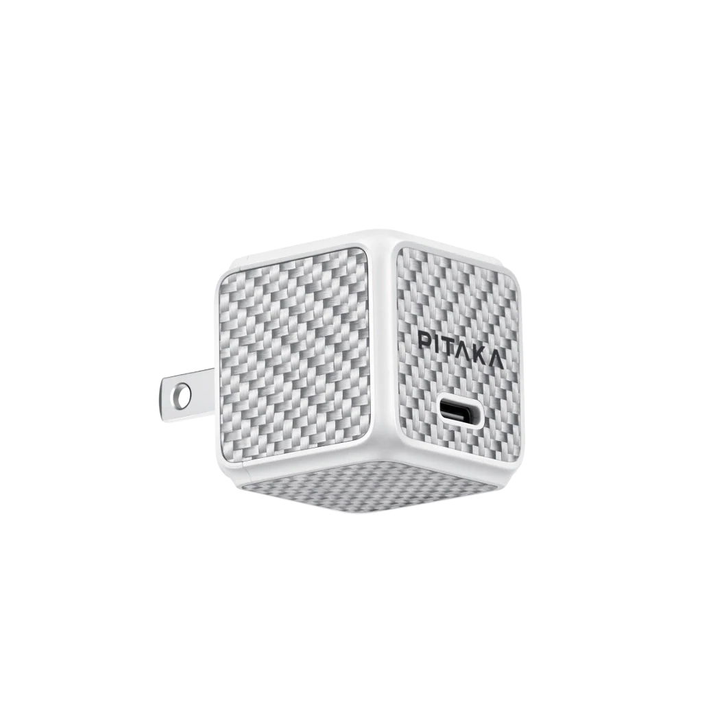 30W Charger or C-C Cable - Image 15