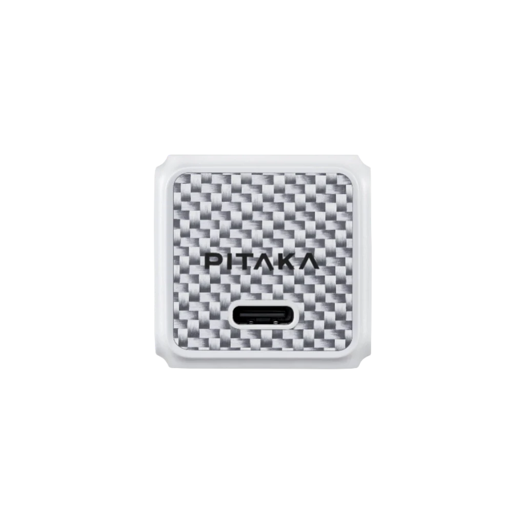 30W Charger or C-C Cable - Image 17